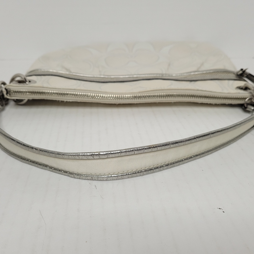Coach Poppy Metallic Signature C's Sateen Jacquard Shoulder Tote A1293-19131 - Picture 8 of 11